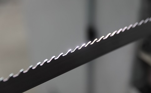 乐东双金属带锯条产生切削噪音的原因具体有哪些？